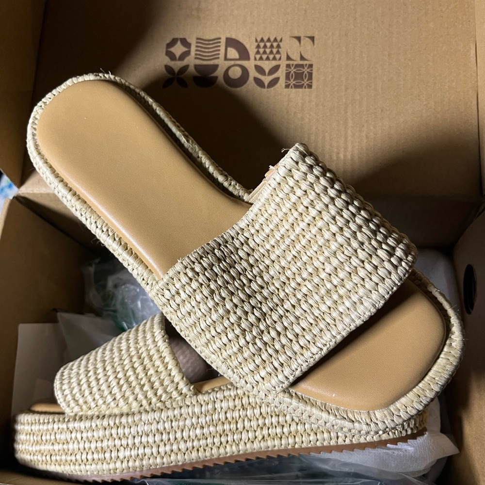 Women's Cream Woven Slide Sandals